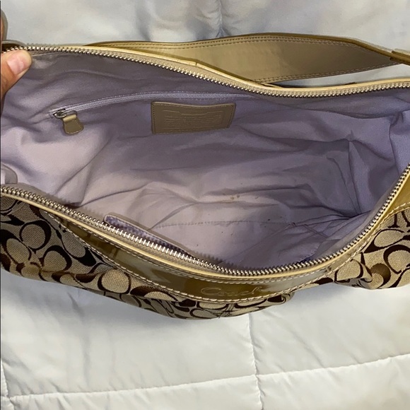 Tan Coach handbag - Picture 7 of 9